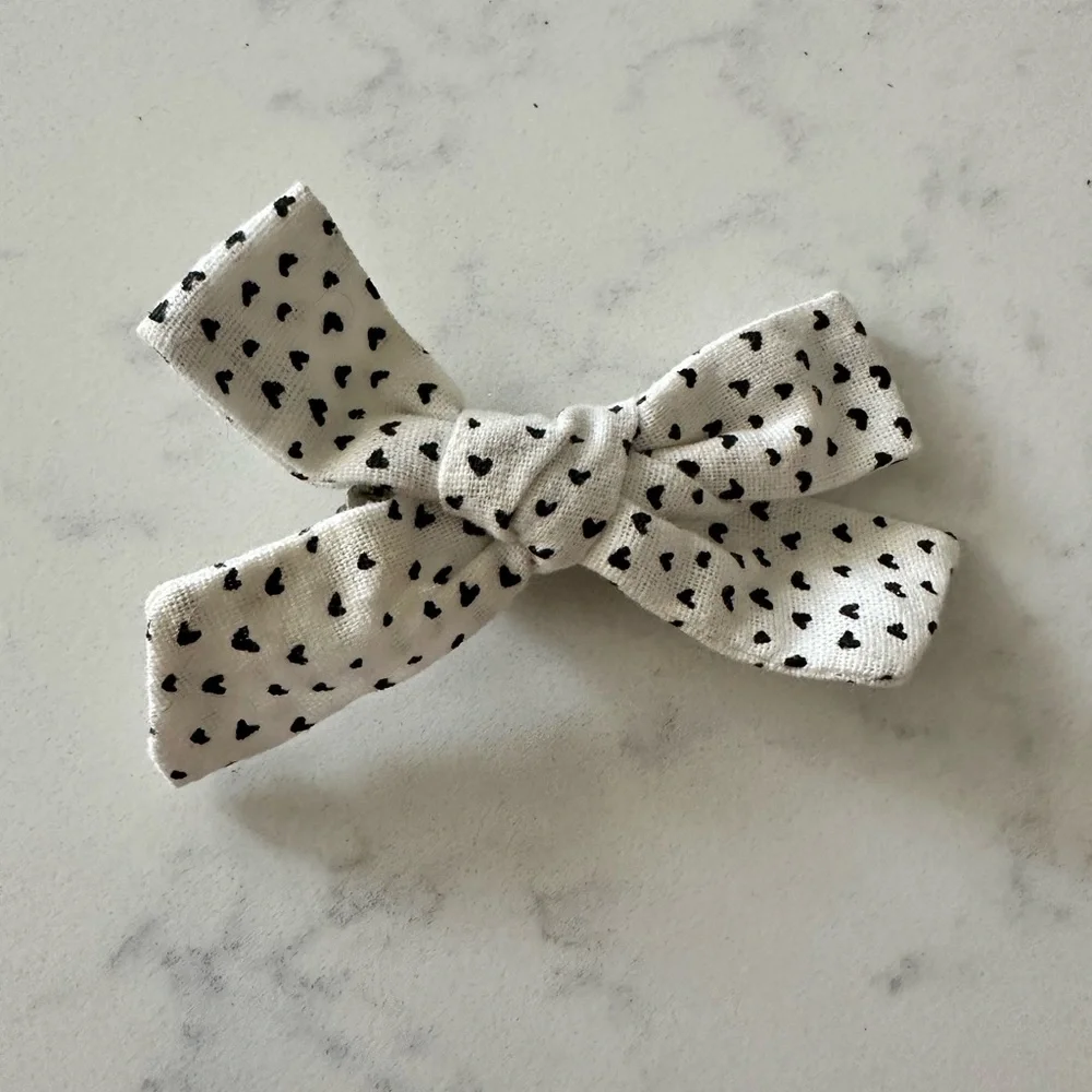 LITTLE POPPY CO COMPANY Lot 3 Bows Pink Black & White Hearts Gray Blue Clips